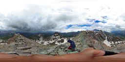 Pan di Zucchero - Breve sosta sulla cresta della cima - Fotografia a 360 gradi